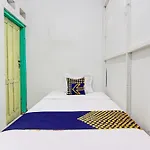 Spot On 92540 Karomah Kostel Syariah